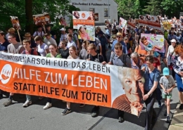 Foto vom Schweigemarsch 2026 in Annaberg-Buchholz
